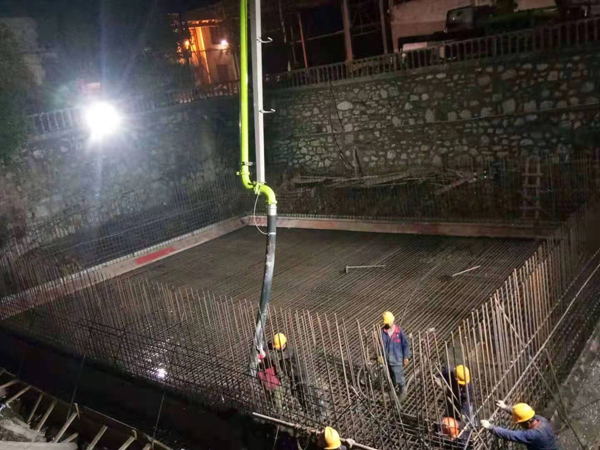 銅冠新技術(shù)環(huán)保水池改造工程正在施工 銅冠新技術(shù)環(huán)保水池改造工程正在施工